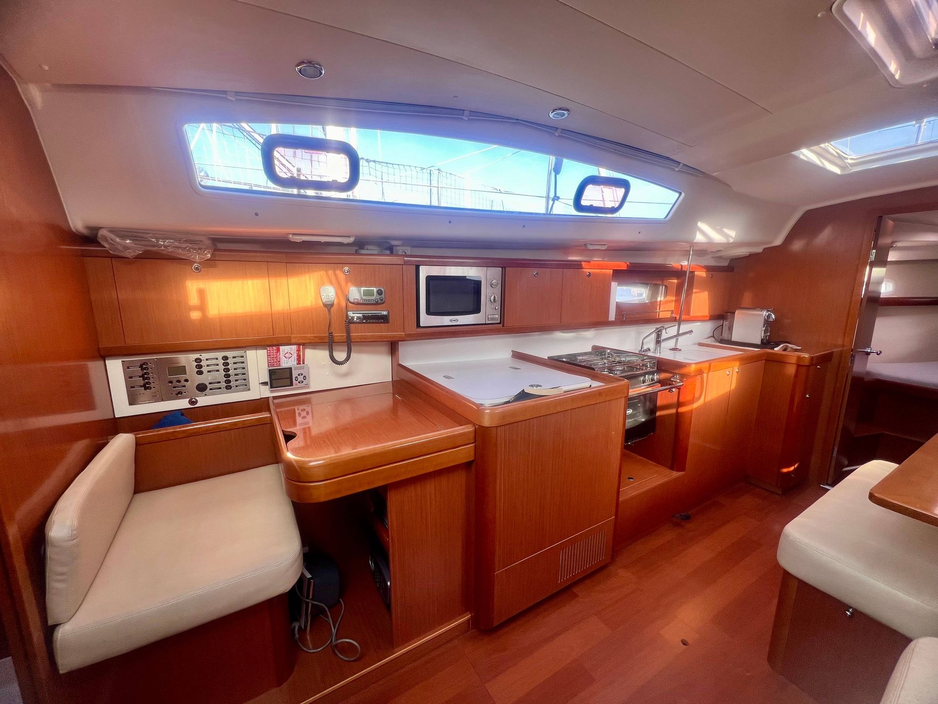 slider 23 Beneteau Oceanis 40